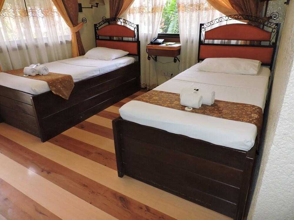 Dao Diamond Hotel & Restaurant Тагбіларан Екстер'єр фото